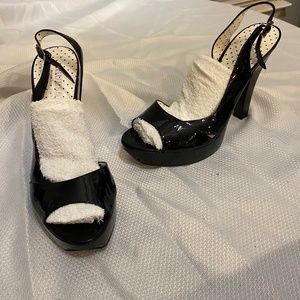Guess Black Patent Leather Heels Stilettos Size 8.5